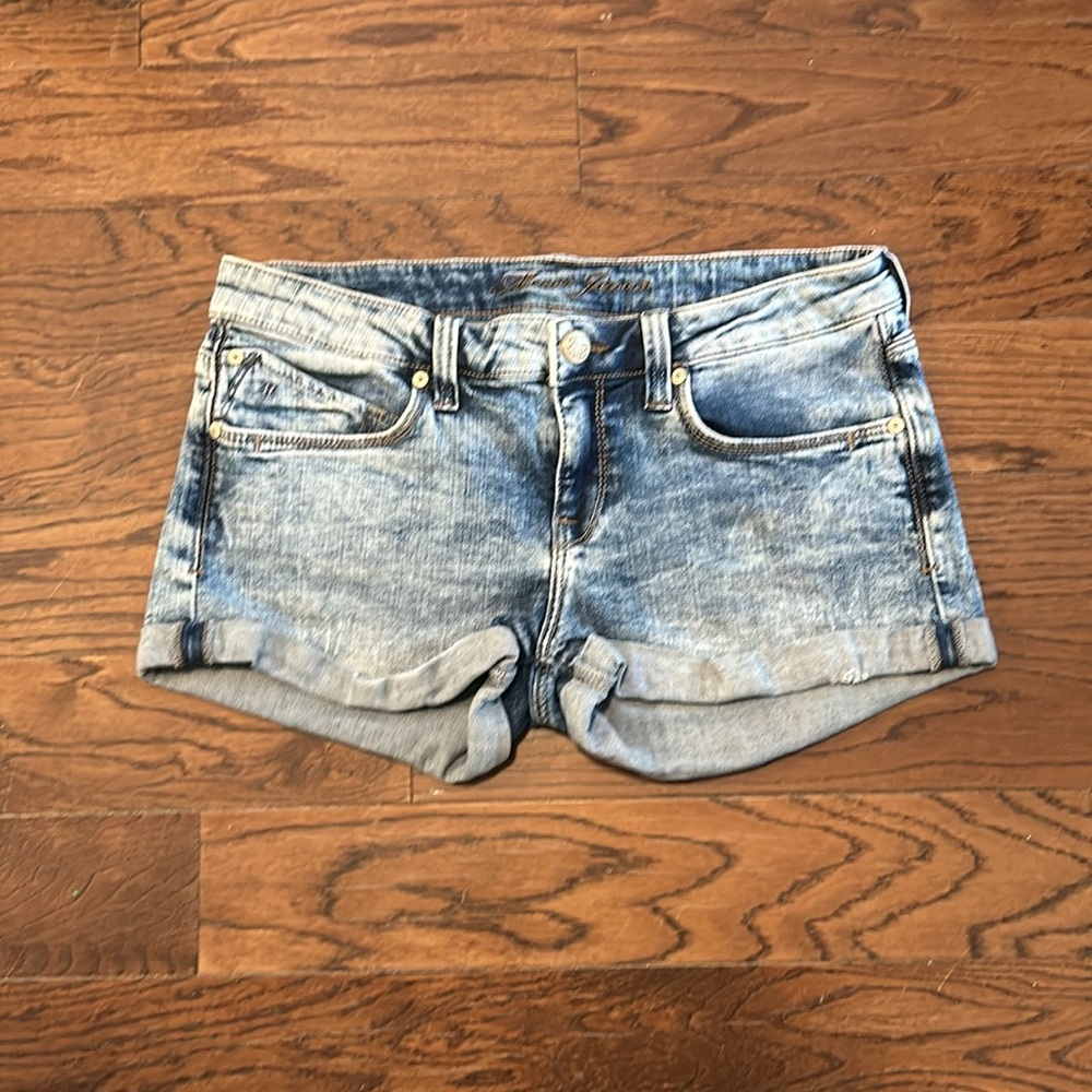 MAVI - Tiara denim shorts light wash rolled up cuff stretch size 29